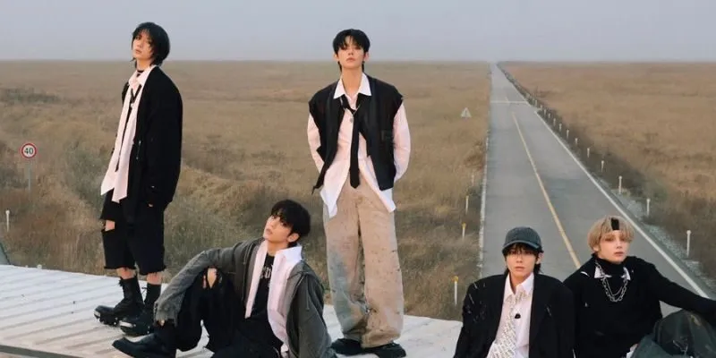 TXT (Tomorrow X Together) - Thế hệ tương lai